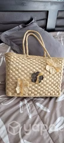Bolso o cartera de paja