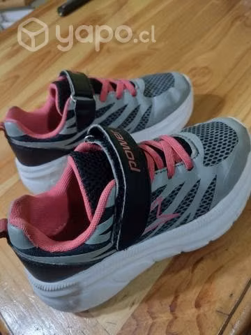 Zapatillas niña 32 buen estado