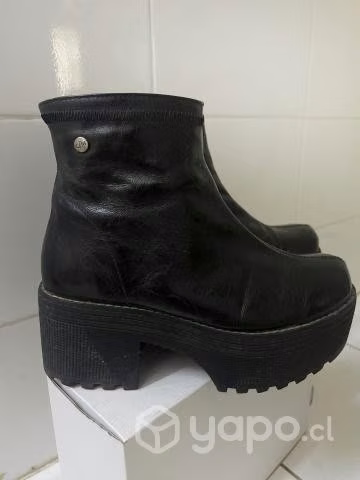 Botines plataforma cmoran talla 37
