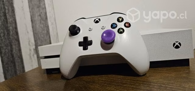 Xbox One S 500 GB + control Uso adulto, impecable,