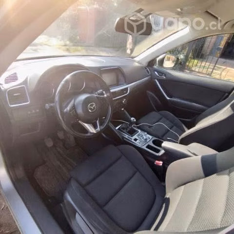 Vendo Maza CX-5 R 2.0 AWD i-stop 6MT - Imagen 5