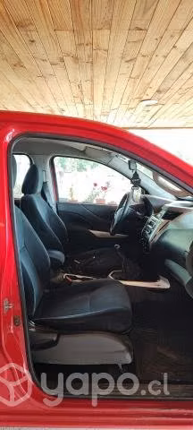 Nissan np300 2019 - Imagen 5