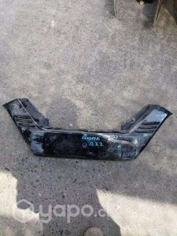 Moldura mascara nissan qashqai original