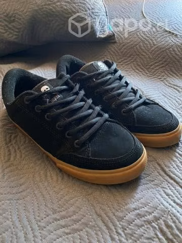 Zapatillas c1rca negras