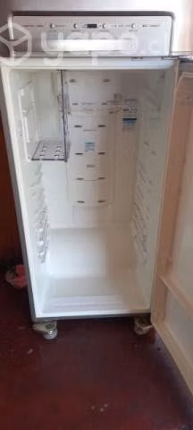 Refrigerador marca electrolux de 403 litros. - Imagen 6