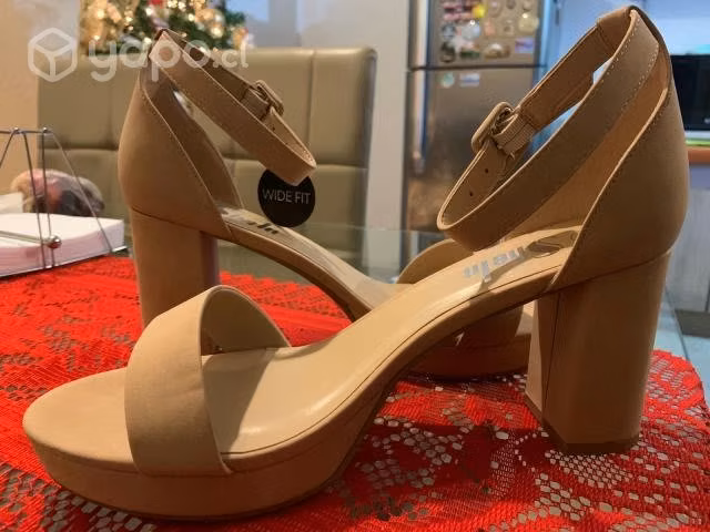 Sandalias de fiesta