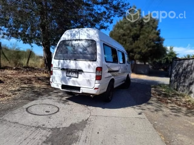 Minibús transporte remunerado llegar y trabajar