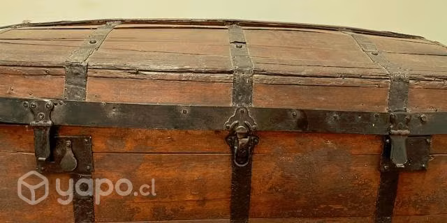 Baùl antiguo, reliquia.100% madera