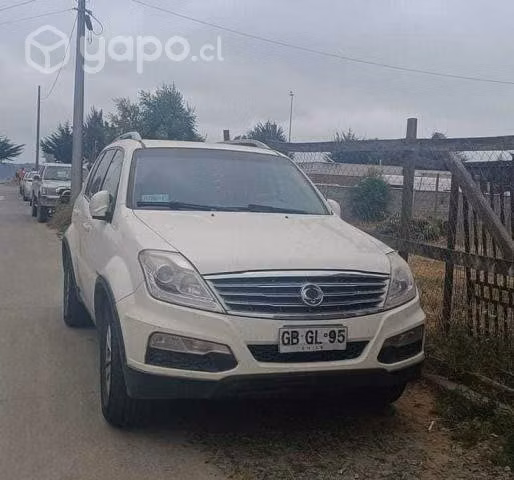 Ssangyong rexton 2014