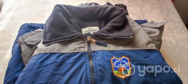 Parka Arriarán Barros.