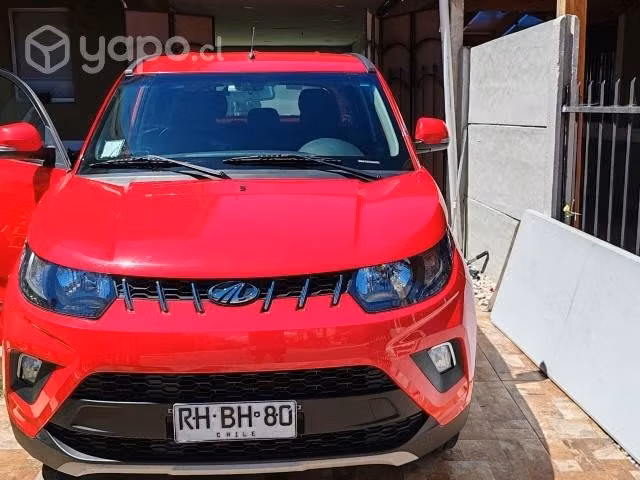 Mahindra KUV 100