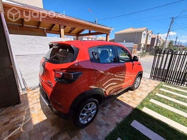 Mahindra KUV 100