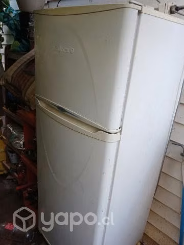 Se vende refigerador