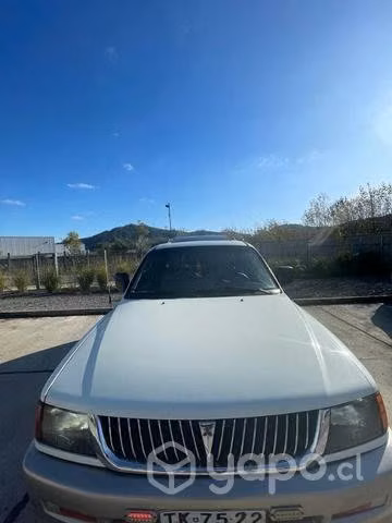 Montero 2000