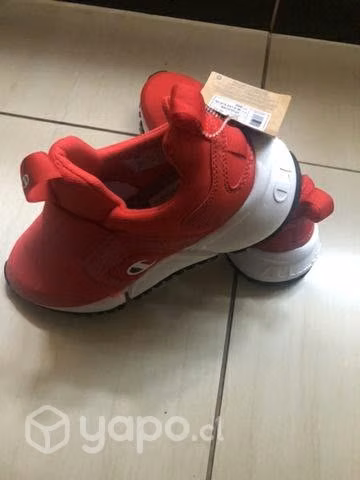 Zapatillas de mujer nuevas sin uso