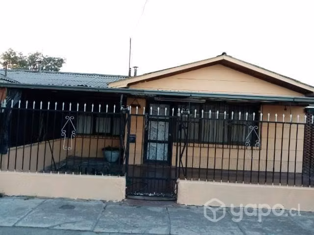 Se vende hermosa casa en sector de maipu
