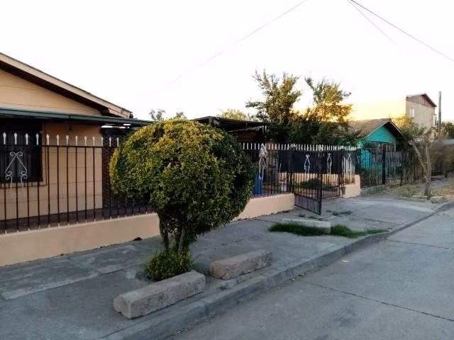 Se vende hermosa casa en sector de maipu