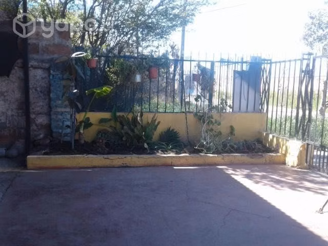 Se vende hermosa casa en sector de maipu