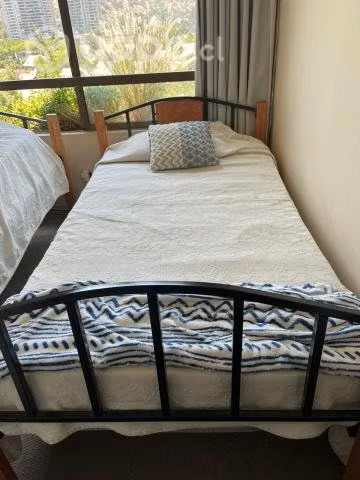 CAMA 1.5 Plaza incluye colchón