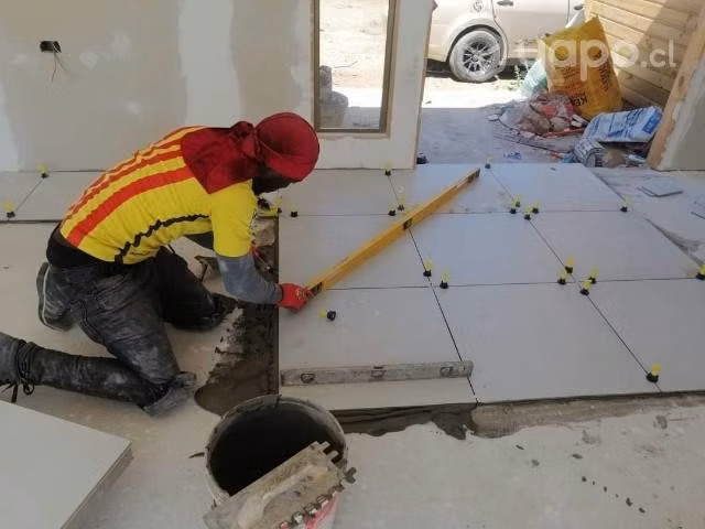 Equipo especializado maestros ceramistas cerámicas
