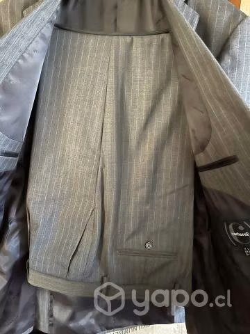 Traje Cacharel