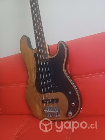 Bajo fretless samick - Imagen 2