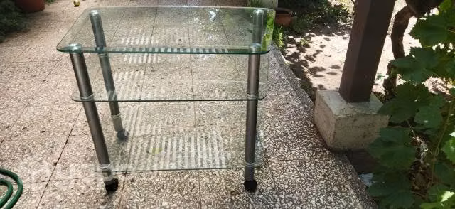 Hermosa mesa de vidrio