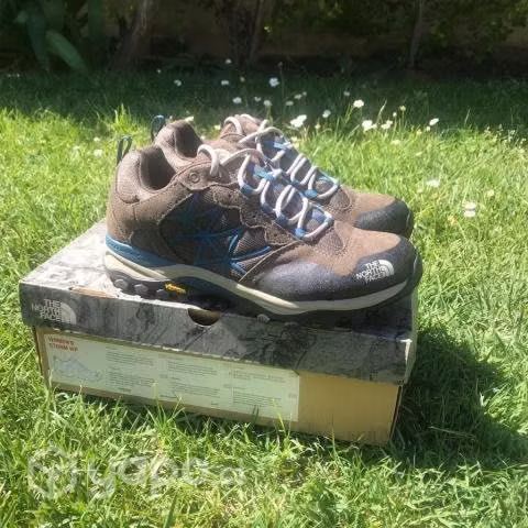Zapatillas North Face impermeables - Imagen 2