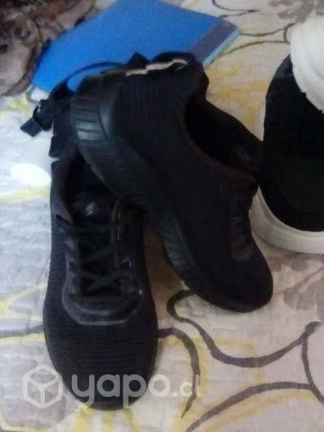 Skechers negras - Imagen 2