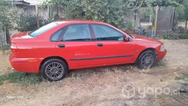 Se vende Volvo S40 año 2002 (motor malo)