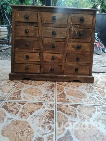 Mueble antiguo tamaño arrimo