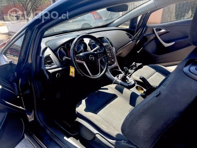 Opel astra 2014