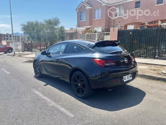 Opel astra 2014