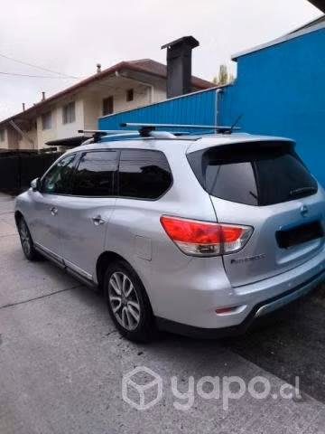 Se vende Nissan Pathfinder 2015 - Imagen 3