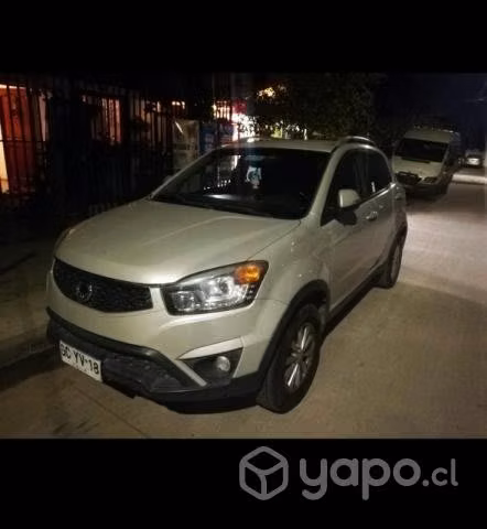 Camioneta korando excelentes condiciones
