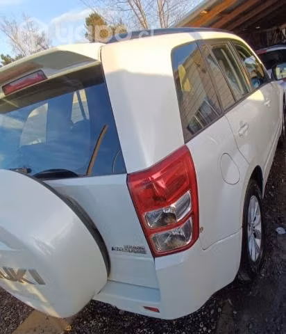 Suzuki grand nomade 2014 - Imagen 5