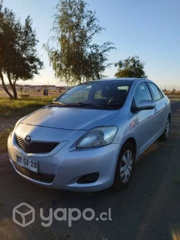 Yaris AUTOMÁTICO