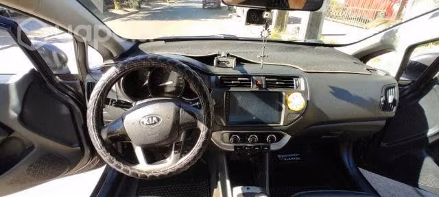 Kia motors rio 2013 - Imagen 5