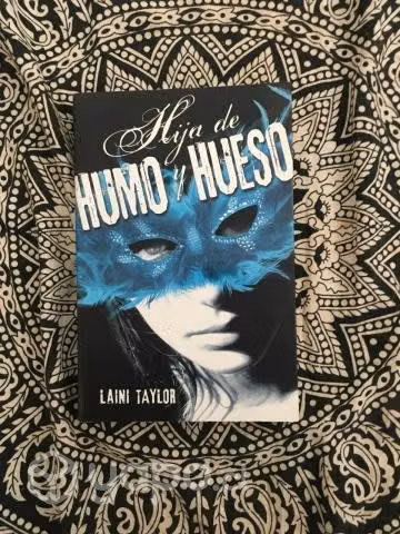 Hija de Humo y Hueso - Laini Taylor