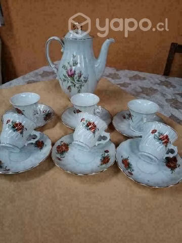 Antiguo juego tasas mas jarro