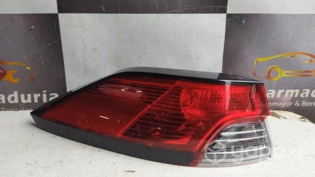 Foco trasero Corolla cross Lh 2.1