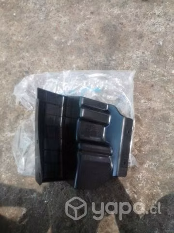 Guia de parachoque trasero hyundai santa fe orig