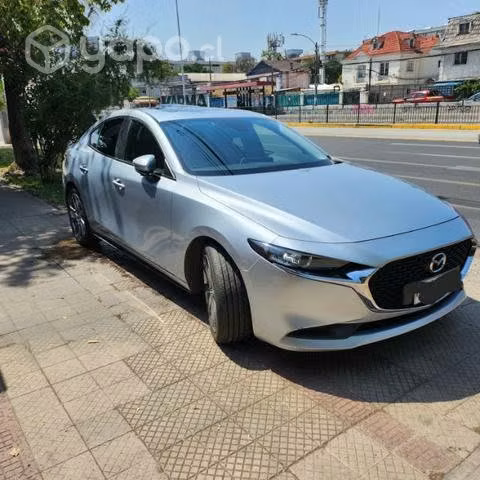 Mazda 3 sedan 2.0V 2021