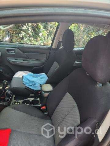 Vendo mitsubishi l200 2018 - Imagen 5