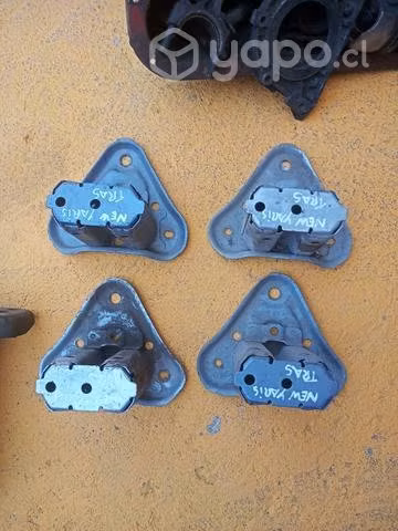 Toyota new yaris absorbedores de impacto trasero