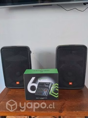 Pack de audio parlantes,consola amplificada y pede