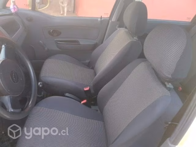 Se vende auto Chevrolet spark LS 800