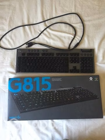 Teclado Gamer Logitech G815 Usado - Imagen 2