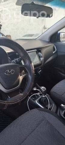 Hyundai Accent HCI 1.4 Value - Imagen 6