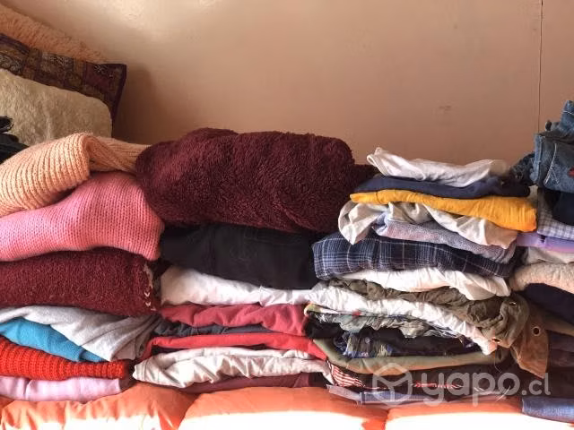Fardo de ropa usada